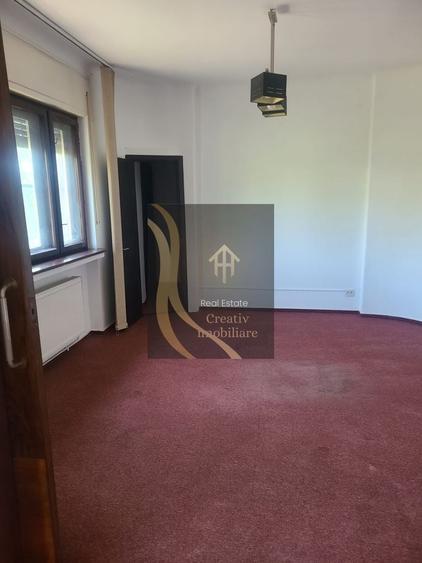 Apartament cu 3 camere în Victoriei