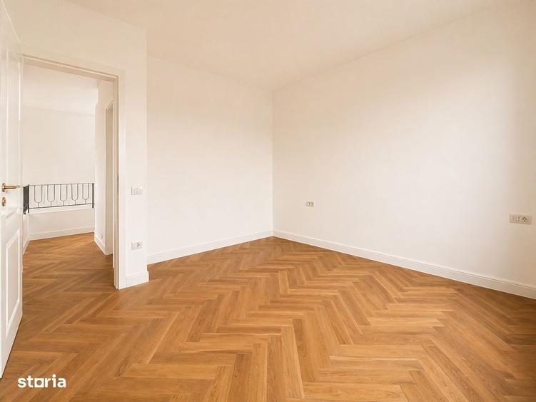 Casă cu 4 camere cu Teren 858 Mp în Remetea Mare