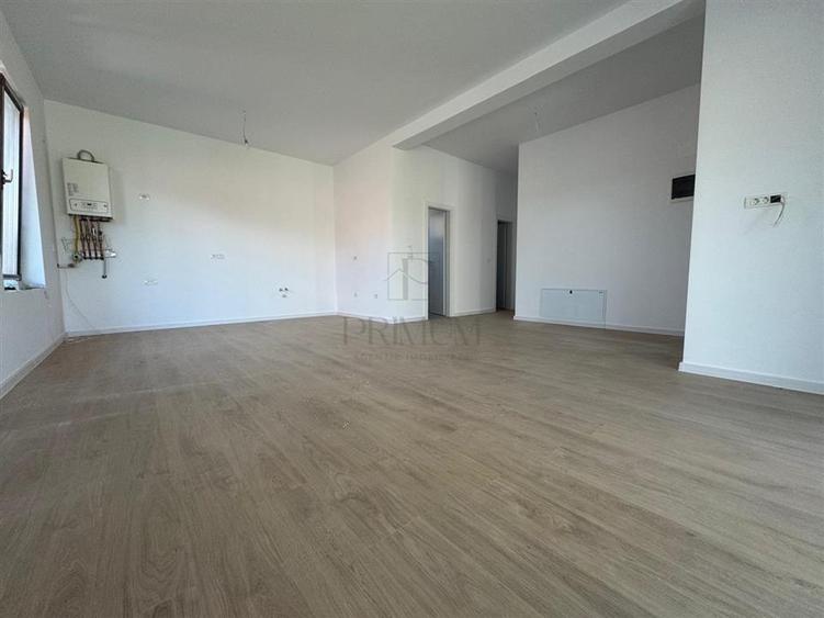 Duplex cu 4 camere cu Teren 380 Mp în Moșnița Nouă