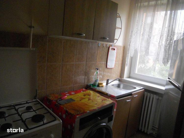 Garsonieră în Horea