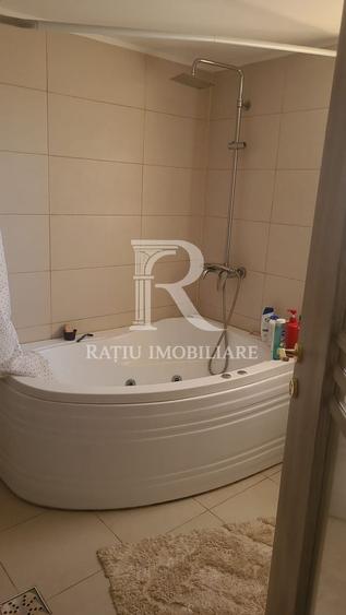 Casă individuală cu 3 camere cu Canalizare în Picleu