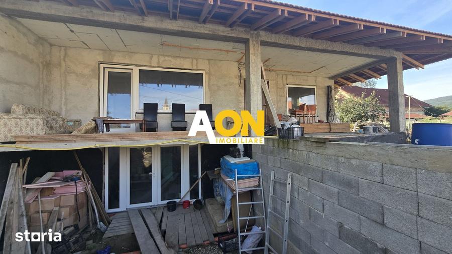 Casă cu 4 camere cu Teren 400 Mp în Micești