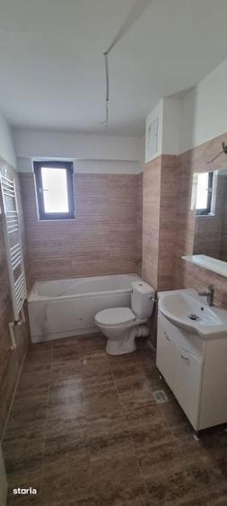 Apartament cu 3 camere în George Enescu