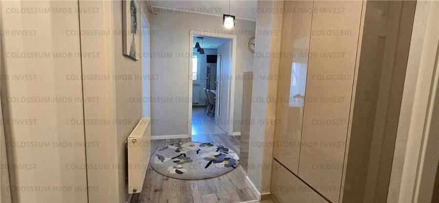 Apartament cu 2 camere, decomandat - zona Tractorul - 2