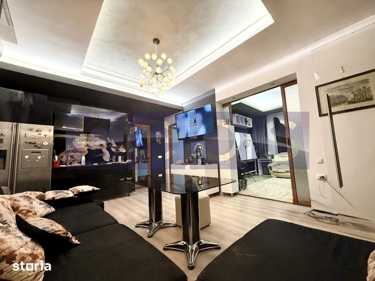 Apartament cu 4 camere semidecomandat în Universitate