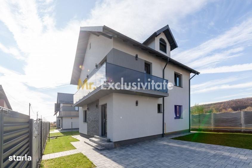 Casă cu 4 camere în Argeșelu