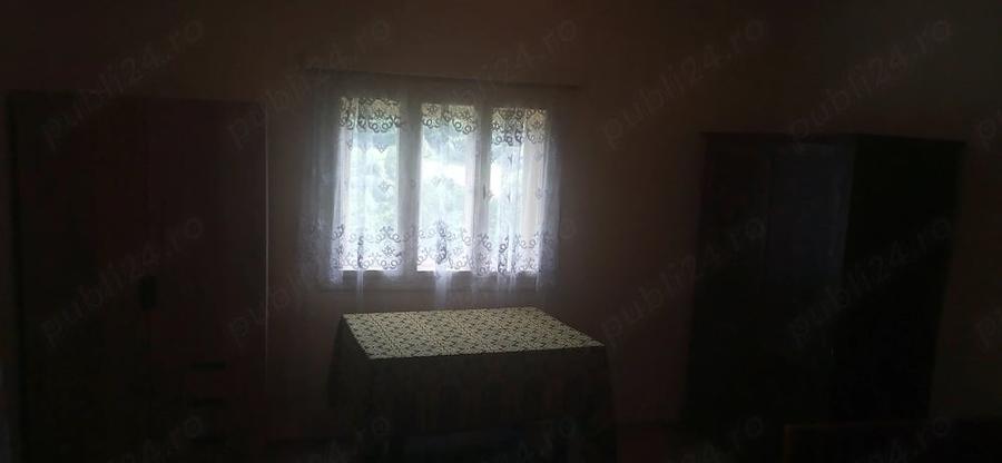 Casă cu 2 camere cu Teren 2 Mp în Trâmpoiele