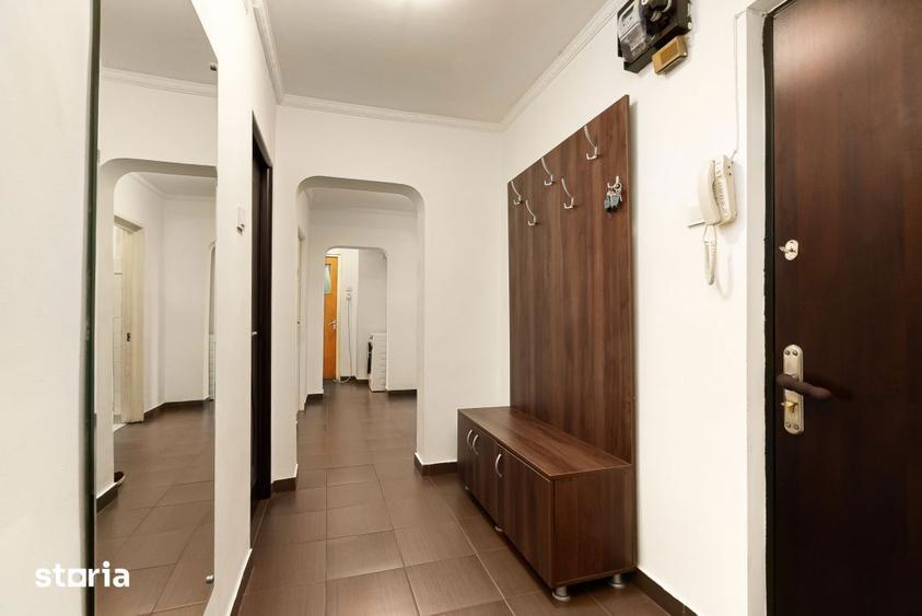 Apartament cu 3 camere decomandat, mobilat în Ștefan cel Mare