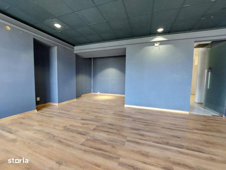 Spațiu comercial, de 106 mp, în Delfinariu