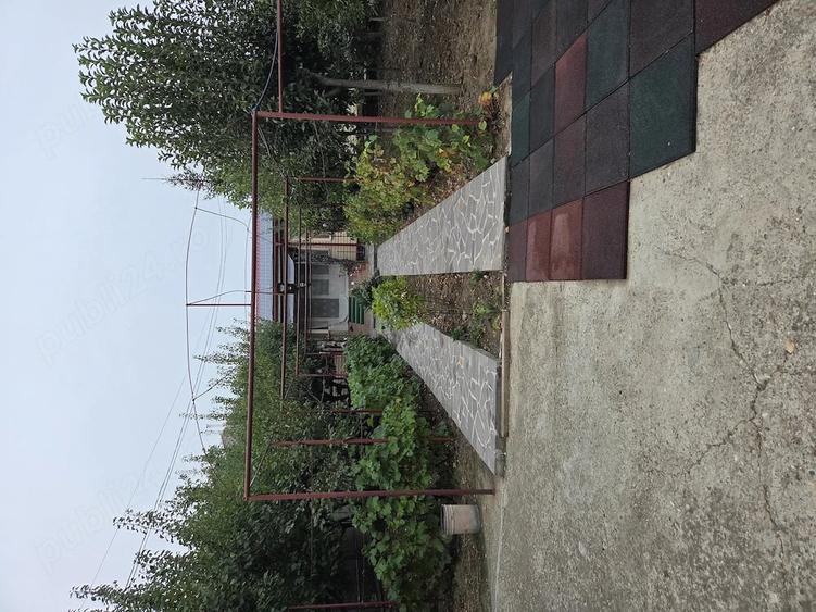 Casă cu 3 camere cu Teren 700 Mp în Șendreni