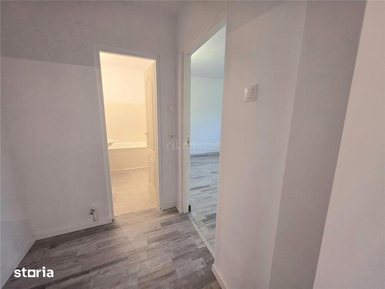 Apartament cu 2 camere în Micro 3
