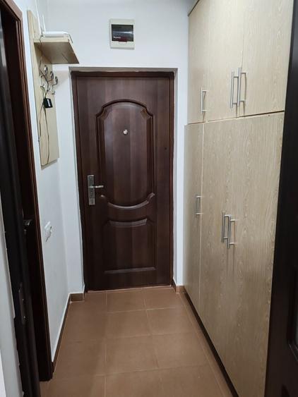 Garsonieră semidecomandată în Central