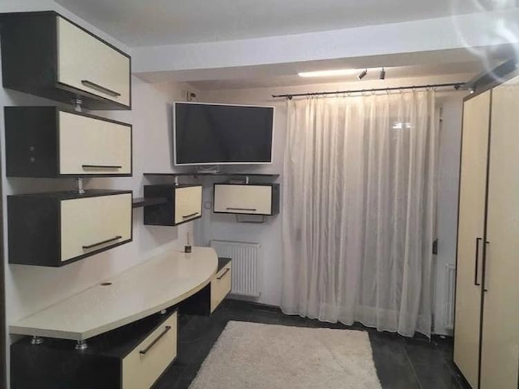 Inchiriez apartament 2 camere in Giroc, Bdul Soarelui - 3