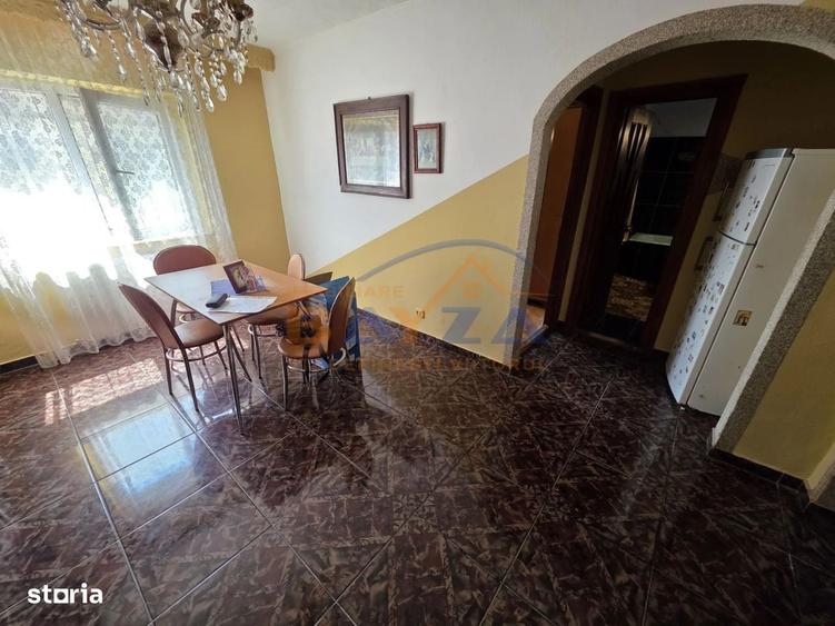 Apartament 3 camere decomandate strada Bucovinei. etaj 3, plus garaj - 10