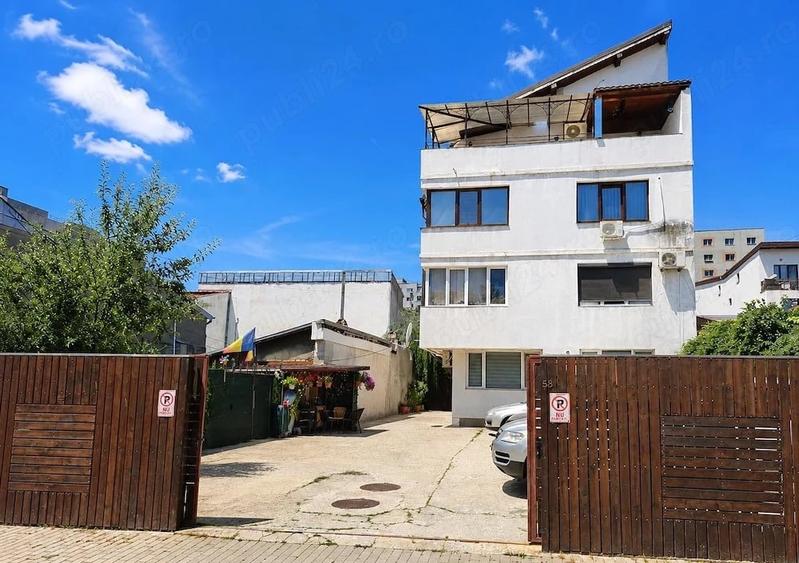 Apartament cu 2 camere semidecomandat, mobilat în 1 Mai
