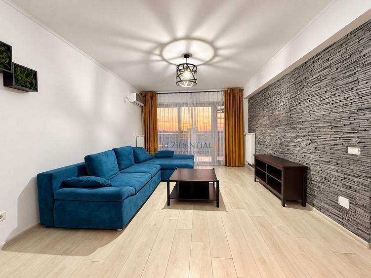 Apartament cu 2 camere semidecomandat, mobilat în Est