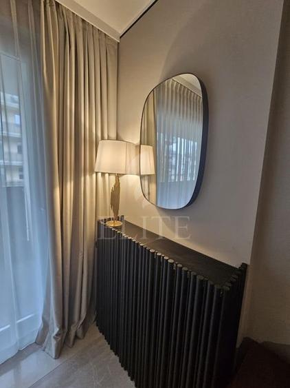 Apartament cu 2 camere semidecomandat în Mărăști