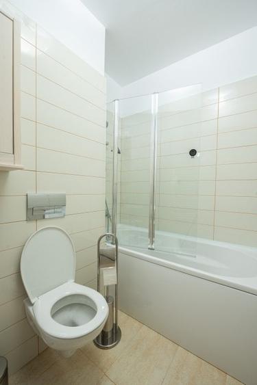 Apartament cu 2 camere decomandat, mobilat în Tomis Nord