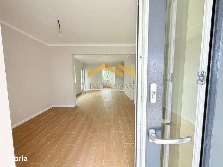 Casă cu 4 camere în Remetea Mare