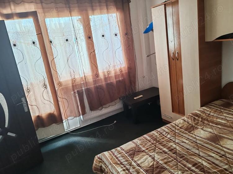 Apartament cu 2 camere semidecomandat în 9 Mai