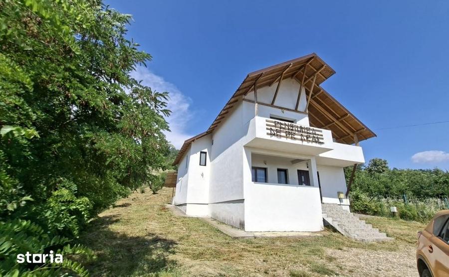 Casă cu 6 camere cu Teren 1200 Mp în Budeasa