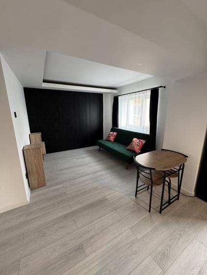 Apartament cu 2 camere decomandat în Ultracentral