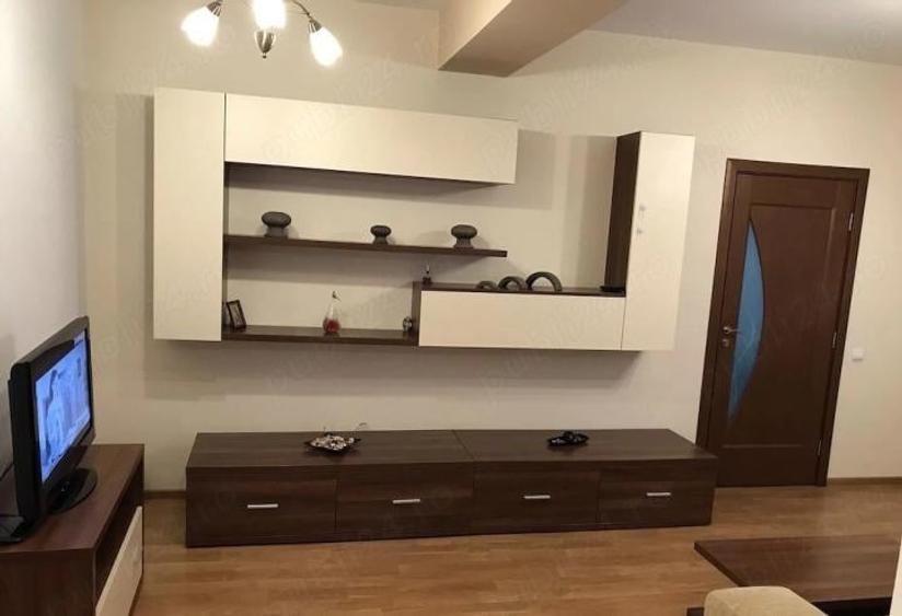 Apartament cu 2 camere semidecomandat, mobilat în Berceni