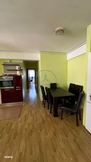 Apartament cu 3 camere în Independenței