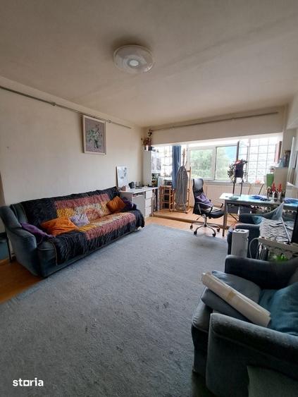 Apartament cu 3 camere în Republicii