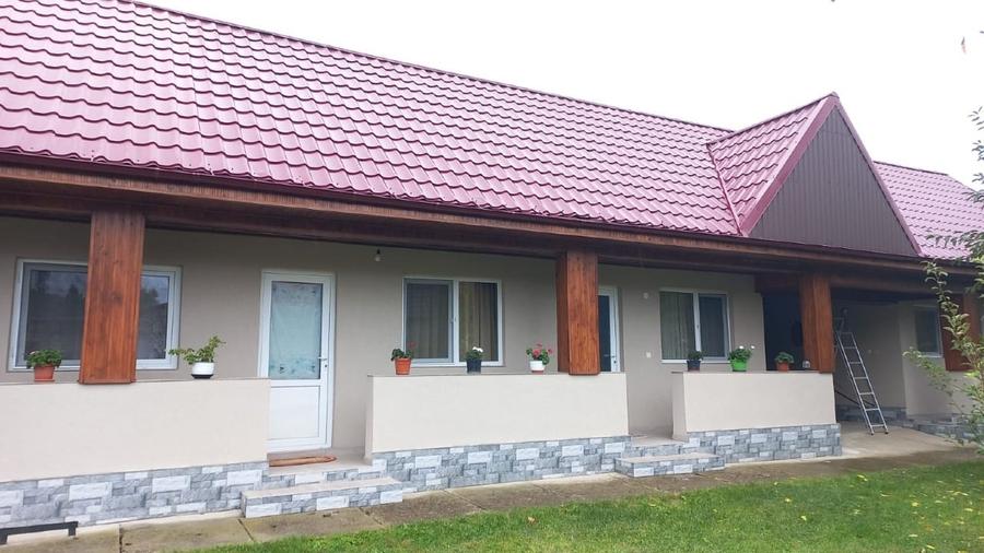 Casă individuală cu 4 camere cu Canalizare în Cașin