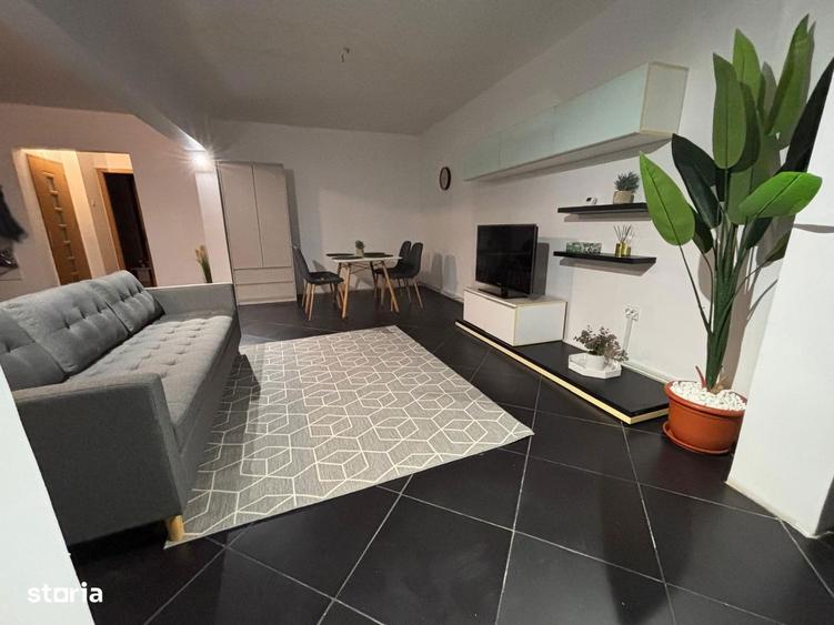 Apartament cu 3 camere decomandat în Găvana