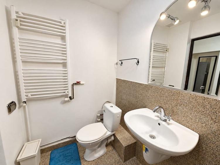 Garsonieră decomandată în Calea Călărașilor