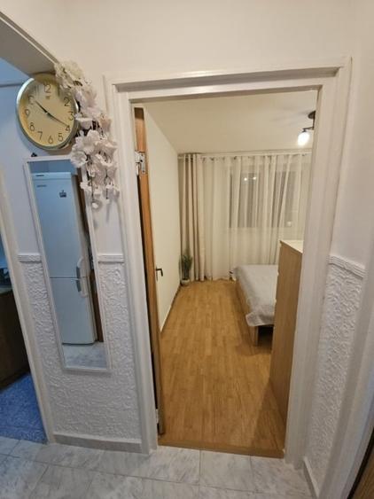 Apartament cu 2 camere decomandat, mobilat în Berceni