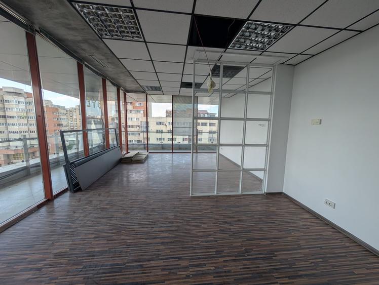 Spațiu comercial, de 140 mp, în Central