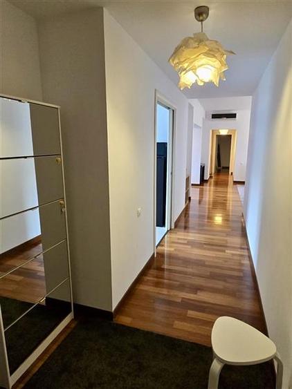 Apartament cu 5 camere decomandat, mobilat în Herăstrău