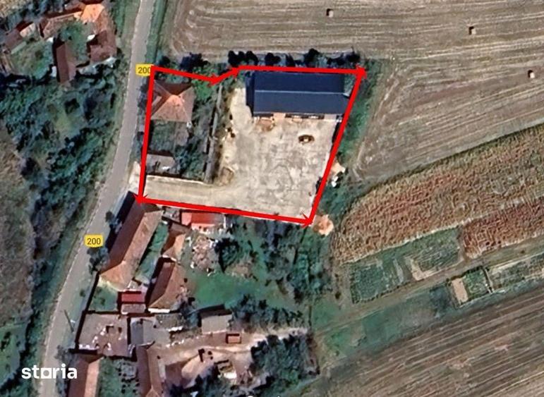 Casă cu 4 camere cu Teren 2190 Mp în Sânmartin