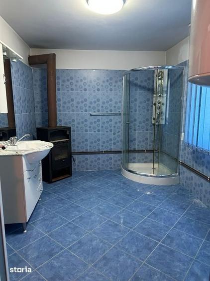 Casă cu 4 camere cu Teren 1105 Mp în Târgșoru Vechi