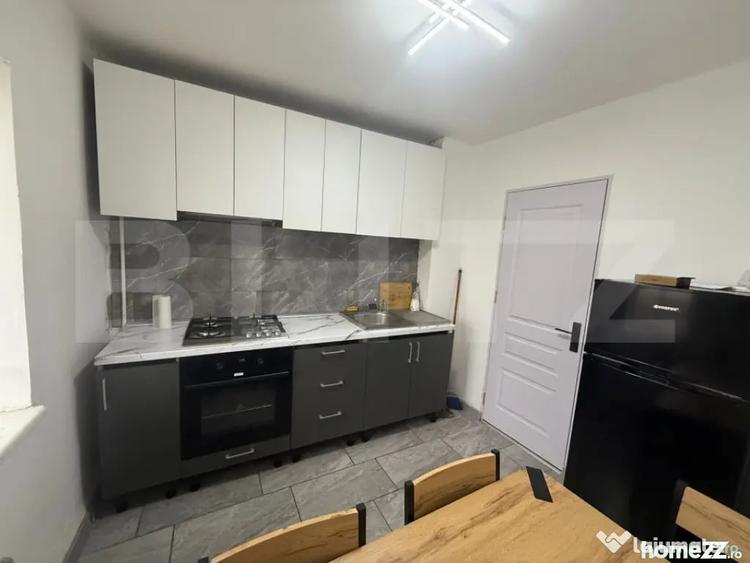 Apartament cu 2 camere decomandat în Rovine