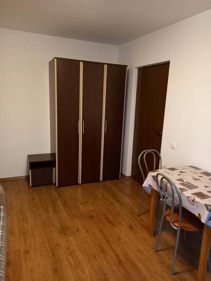 Apartament cu 2 camere decomandat în Drumul Taberei