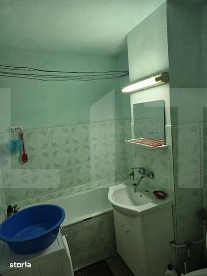 Apartament cu 2 camere decomandat în Girocului