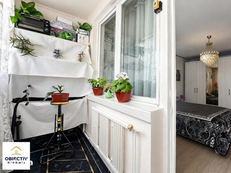 Apartament cu 3 camere semidecomandat în Vest