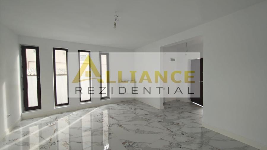 Casă individuală cu 5 camere cu Canalizare în Berceni