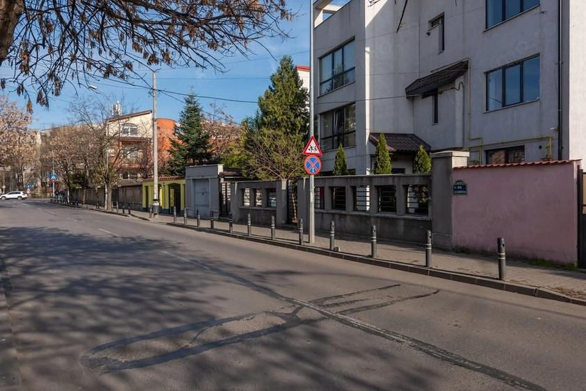 Spațiu comercial, de 60 mp, în Drumul Sării