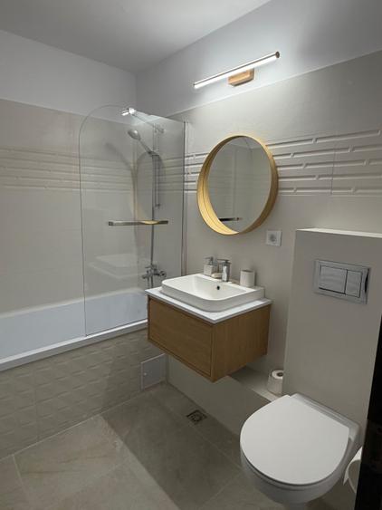 Apartament cu 2 camere semidecomandat în Lizeanu