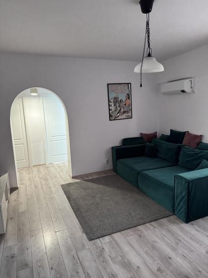 Apartament cu 3 camere nedecomandat în Lacul Morii