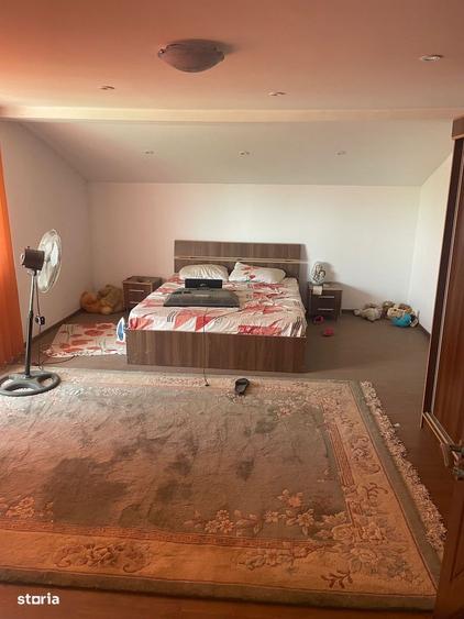 Casă cu 4 camere în Țigănești