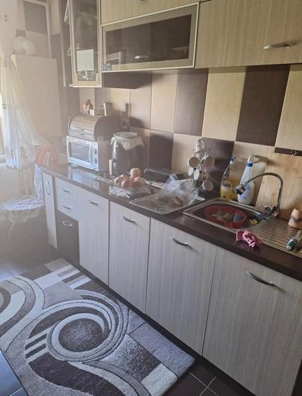 Apartament cu 2 camere decomandat în Exterior Vest