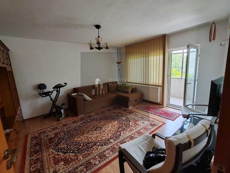 Apartament cu 2 camere decomandat în Rahova