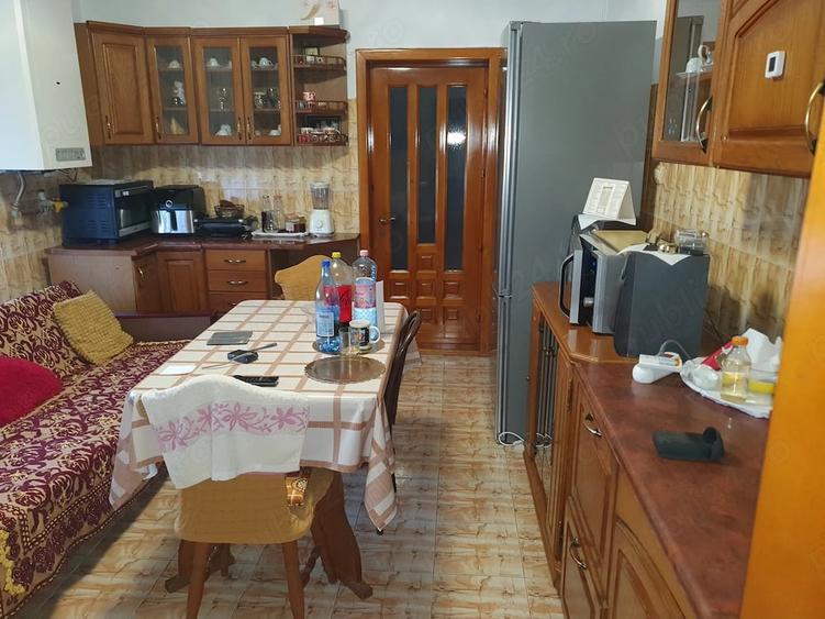 Casă cu 4 camere cu Teren 677 Mp în Exterior Vest