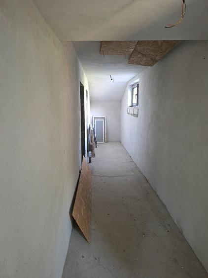 Casă cu 3 camere în Gura Bărbulețului